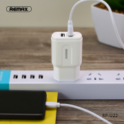 Снимка  на Домашно Зарядно COMBO Series, Комплект с TYPE-C 1м. Кабел, USB 3.0 2.4A, REMAX RP-U22c